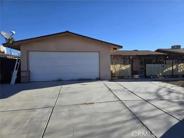 217 Plaimor Avenue, Barstow, CA 92311 - Image #1