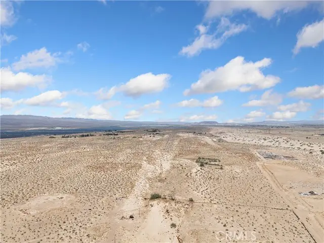 1 Bedford Dr, Newberry Springs, CA 92365 - Image #2