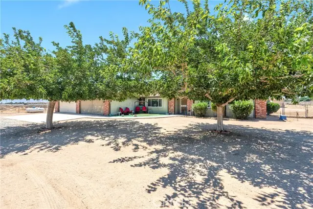 13237 Smoke Tree Road, Victorville, CA 92392 - Image #2