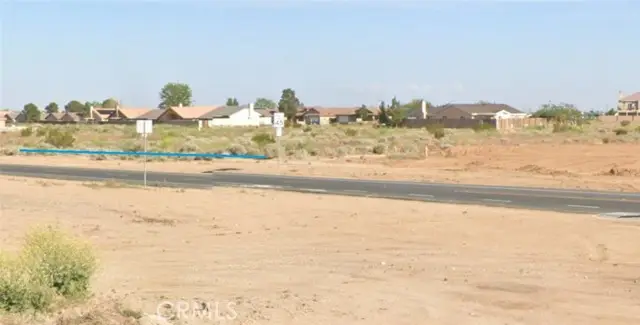 8112 Mendiburu Road, California City, CA 93505 - Image #3