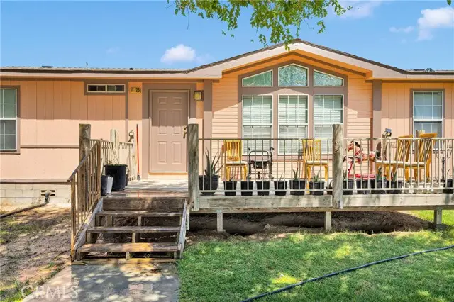 11025 Locust Avenue, Lucerne Valley, CA 92356 - Image #1