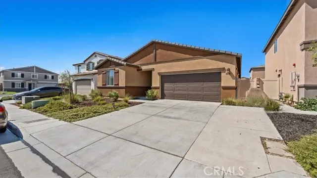 3719 W Vinas Lane, San Bernardino, CA 92407 - Image #2