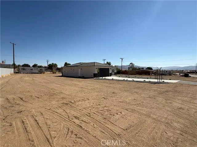20420 Yuma, Apple Valley, CA 92307 - Image #3
