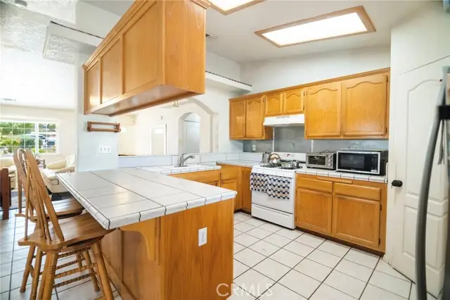 8871 Avocado Avenue, Hesperia, CA 92345 - Image #3