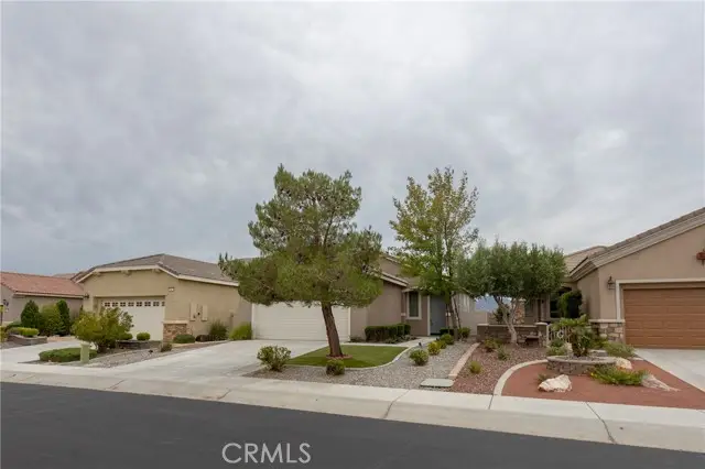 19453 Maple Creek Road, Apple Valley, CA 92308 - Image #3