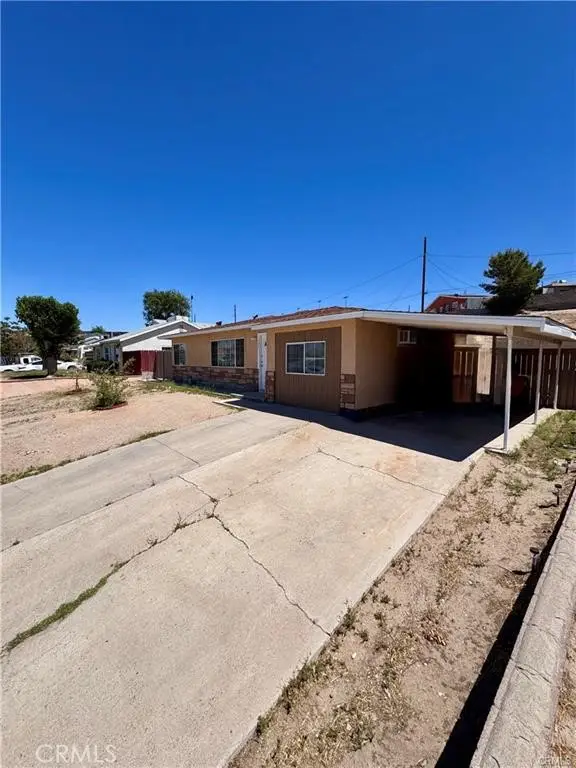 640 Flora Street, Barstow, CA 92311 - Image #2