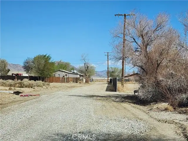 401 Ox Bow Road, Lucerne Valley, CA 92356 - Image #2