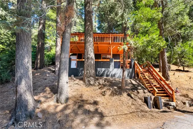 739 Lake Drive, Lake Arrowhead, CA 92385 - Image #1