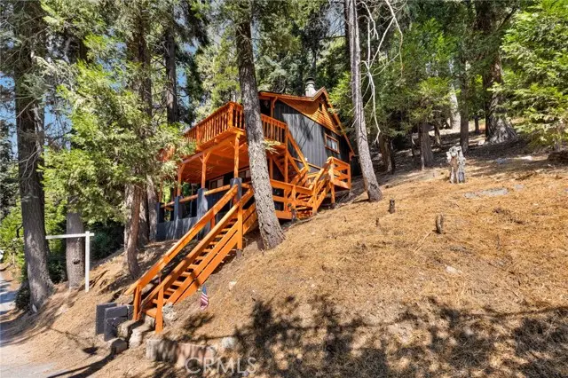 739 Lake Drive, Lake Arrowhead, CA 92385 - Image #3
