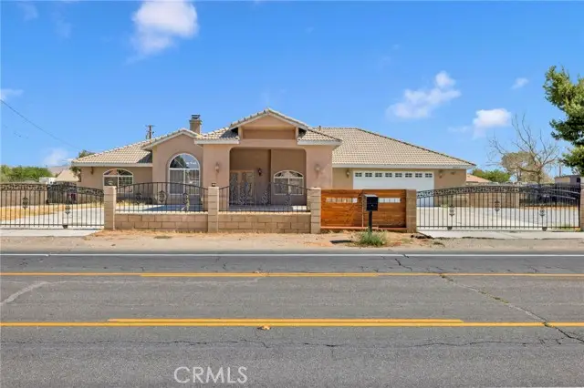 13597 Kiowa, Apple Valley, CA 92308 - Image #2