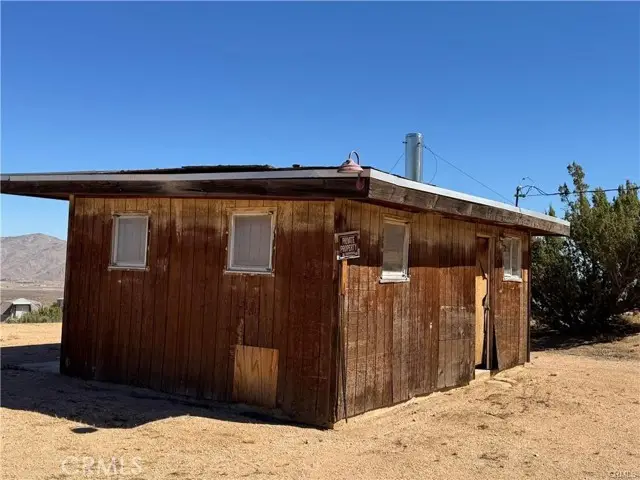 23766 Valley View Road, Apple Valley, CA 92308 - Image #3