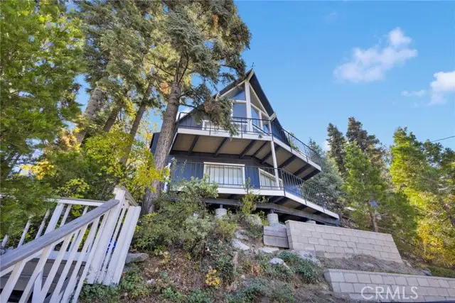 28919 Palisades, Lake Arrowhead, CA 92352 - Image #1