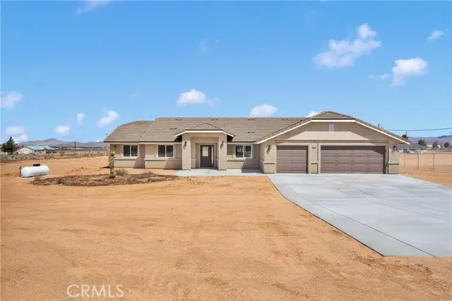 10647 Central Road, Apple Valley, CA 92308 - Image #1