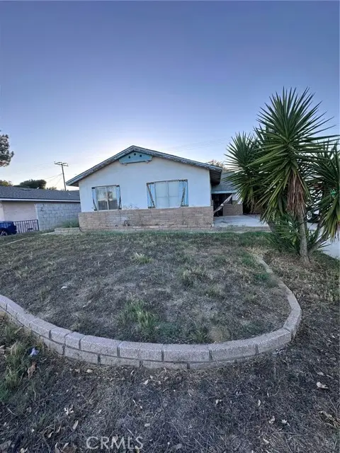 262 N Larch Avenue, Rialto, CA 92376