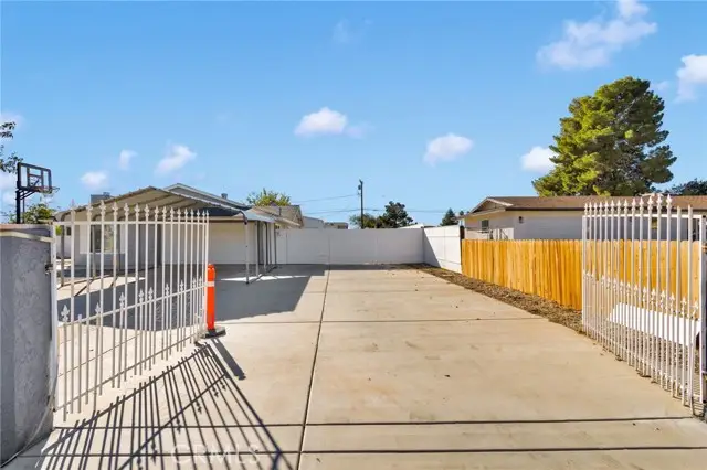 14625 Coalinga, Victorville, CA 92392 - Image #3