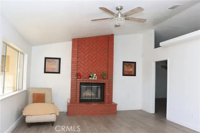 15742 Muscatel, Hesperia, CA 92345 - Image #2