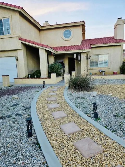 15342 Kearny, Adelanto, CA 92301