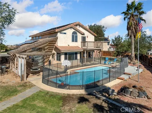 12929 Topaz Circle, Victorville, CA 92392