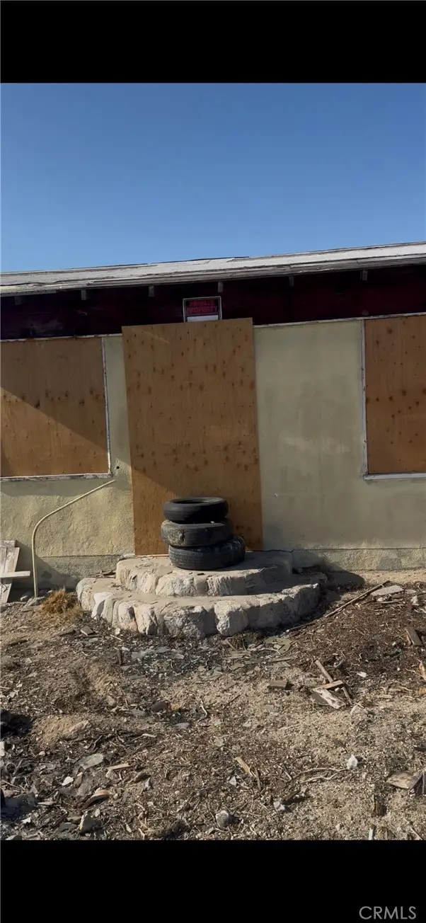 31300 235th St E, Llano, CA 93544 - Image #1