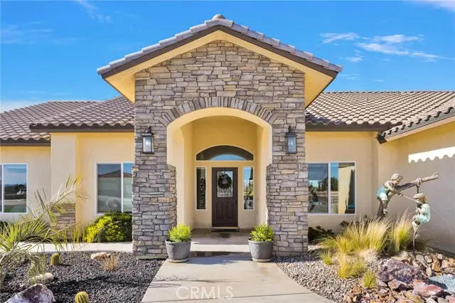 8140 Heartland, Oak Hills, CA 92344 - Image #2