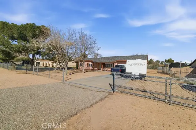 18502 Danbury Avenue, Hesperia, CA 92345 - Image #2