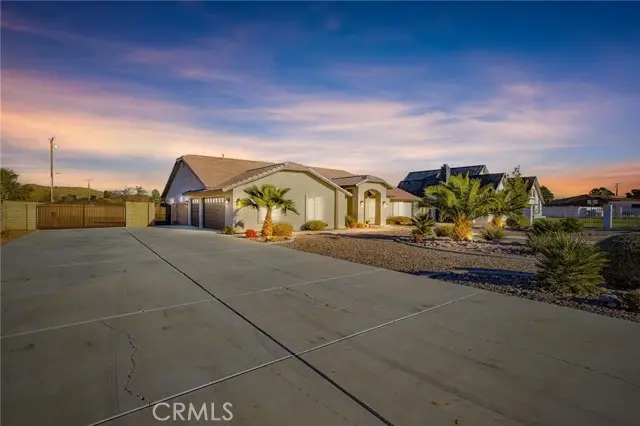 14305 Bochee, Apple Valley, CA 92307 - Image #3