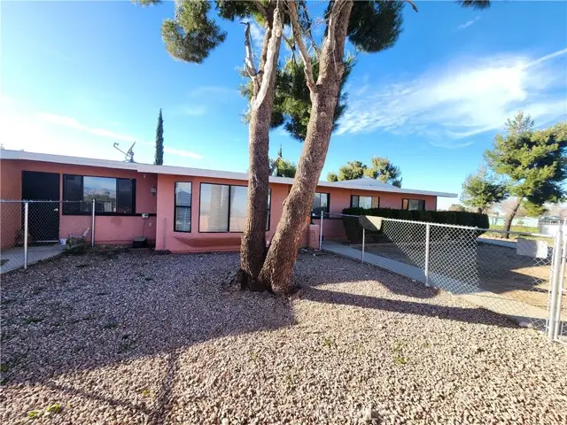 8850 3rd, Hesperia, CA 92345 - #2