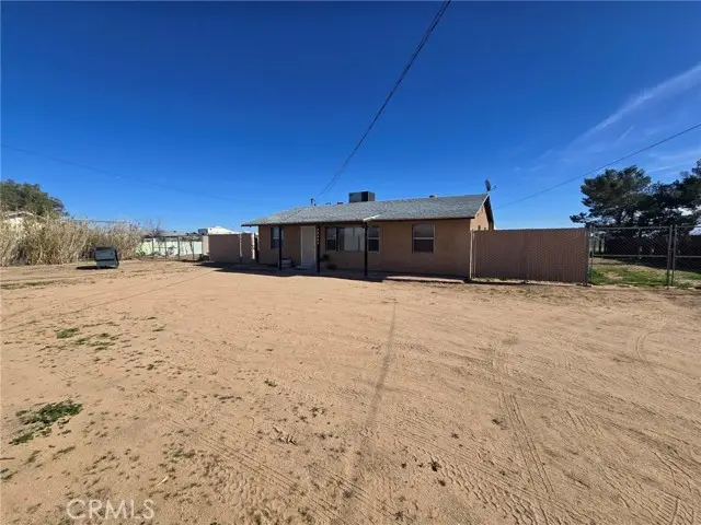 36827 Hidden River, Hinkley, CA 92347 - #2