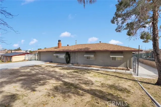 16463 Solvang Avenue, Victorville, CA 92394 - #2