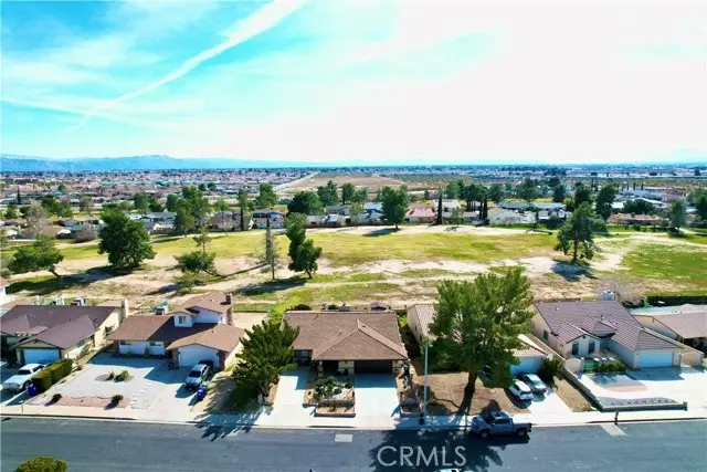 15859 Nassau, Victorville, CA 92395 - #3