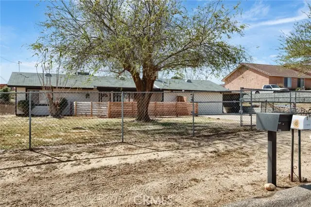 17909 Alder St, Hesperia, CA 92345 - #2