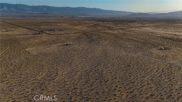 733 Harrod Road, Lucerne Valley, CA 92356 - #2