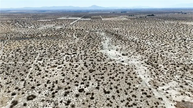 19 Lessing Avenue, Adelanto, CA 92301 - #3