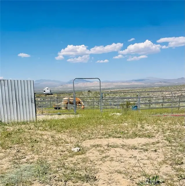 7077 Camp Rock Road, Lucerne Valley, CA 92356 - Image #2