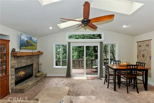 23776 Lakeview Drive, Crestline, CA 92325 - Image #3