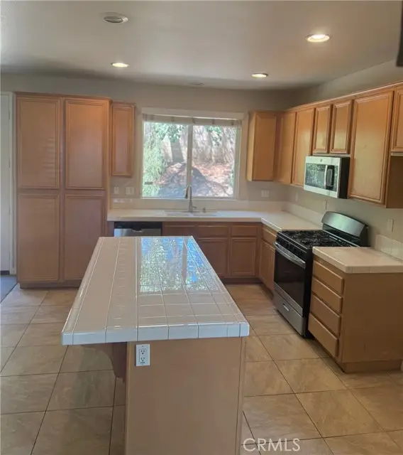 1595 Mountain View Trail, Beaumont, CA 92223 - Image #3