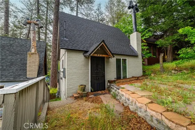 423 Forest Lane, Crestline, CA 92325 - Image #2