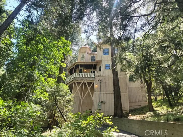 24083 Cresta Drive, Crestline, CA 92325 - Image #1