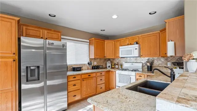 13400 Solitude Circle, Victorville, CA 92392 - Image #3