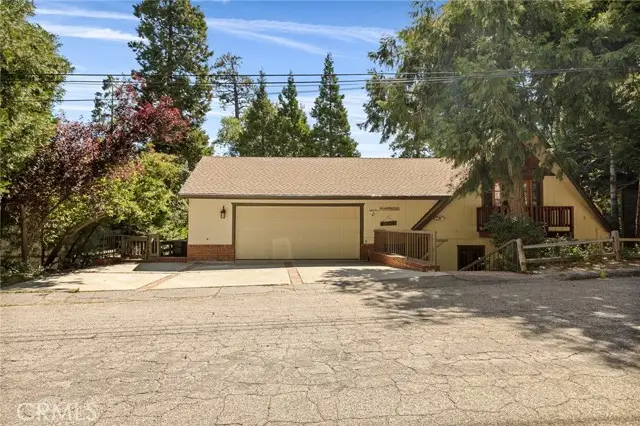 215 Chippewa Lane, Lake Arrowhead, CA 92352 - Image #3