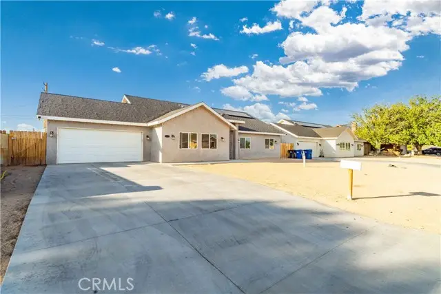 10121 Margery Avenue, California City, CA 93505 - Image #2