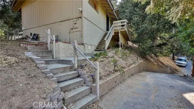 370 Weisshorn Drive, Crestline, CA 92325 - Image #2