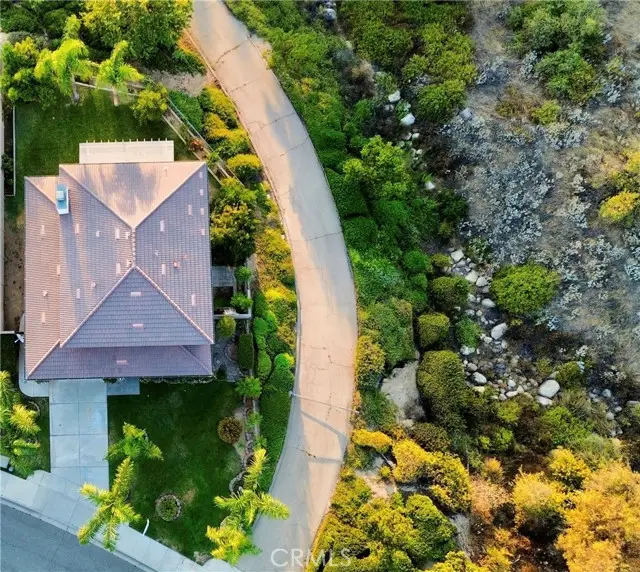 6858 Bacon Lane, Highland, CA 92346 - Image #3