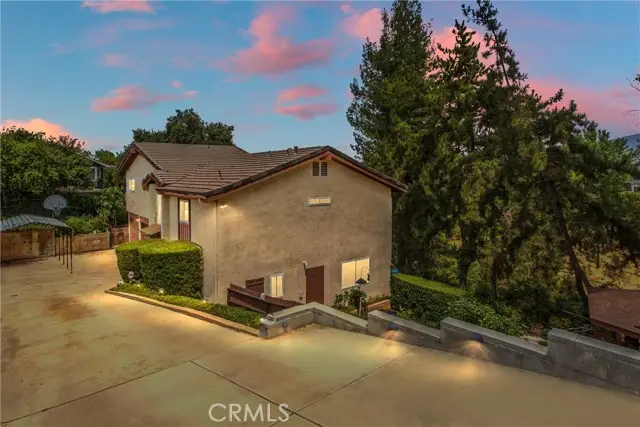 505 E Sunset Drive, Redlands, CA 92373 - Image #1