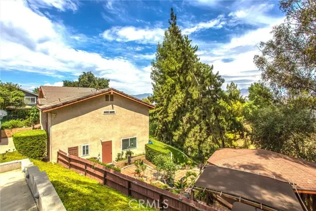505 E Sunset Drive, Redlands, CA 92373 - Image #3