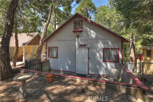 23376 Knapps Cutoff, Crestline, CA 92325 - Image #1
