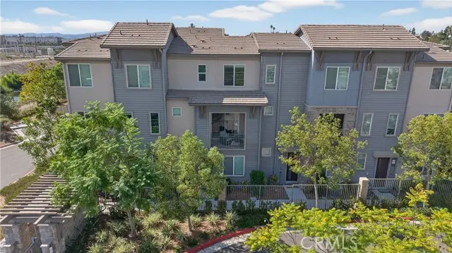 893 Tangelo Way #103, Corona, CA 92878 - Image #2
