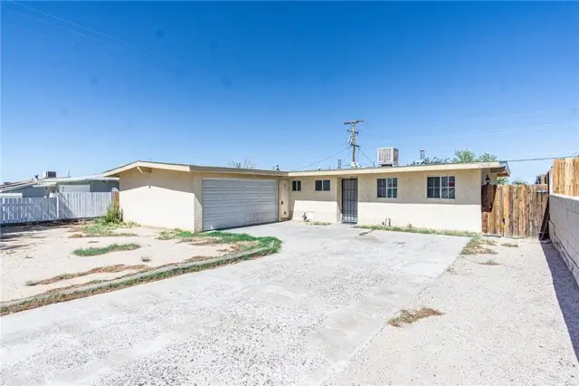 25498 Dayton Ave, Barstow, CA 92311 - Image #1