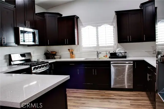 279 W 39th, San Bernardino, CA 92404 - Image #3