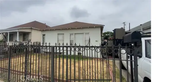 911 E 55th Street, Los Angeles, CA 90011